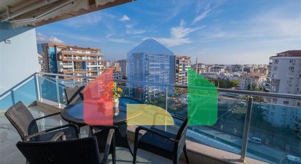 Простора квартира 1+1 в центральному районі Аланії