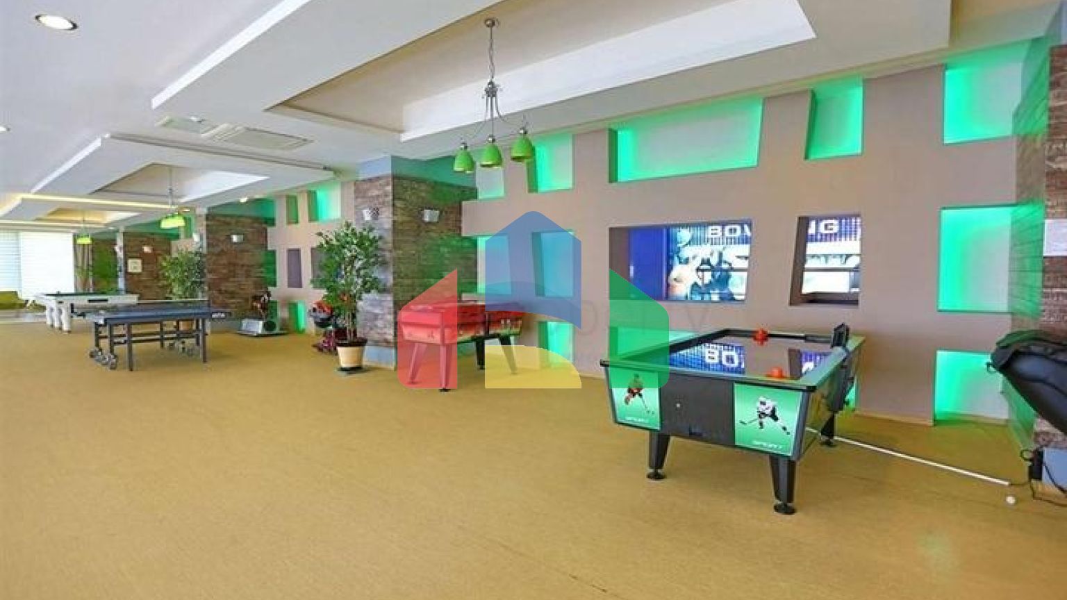 Простора квартира 1+1 в центральному районі Аланії