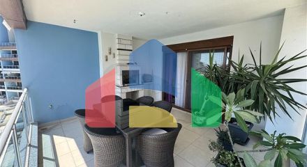 Простора квартира 2+1 в центральному районі Аланії