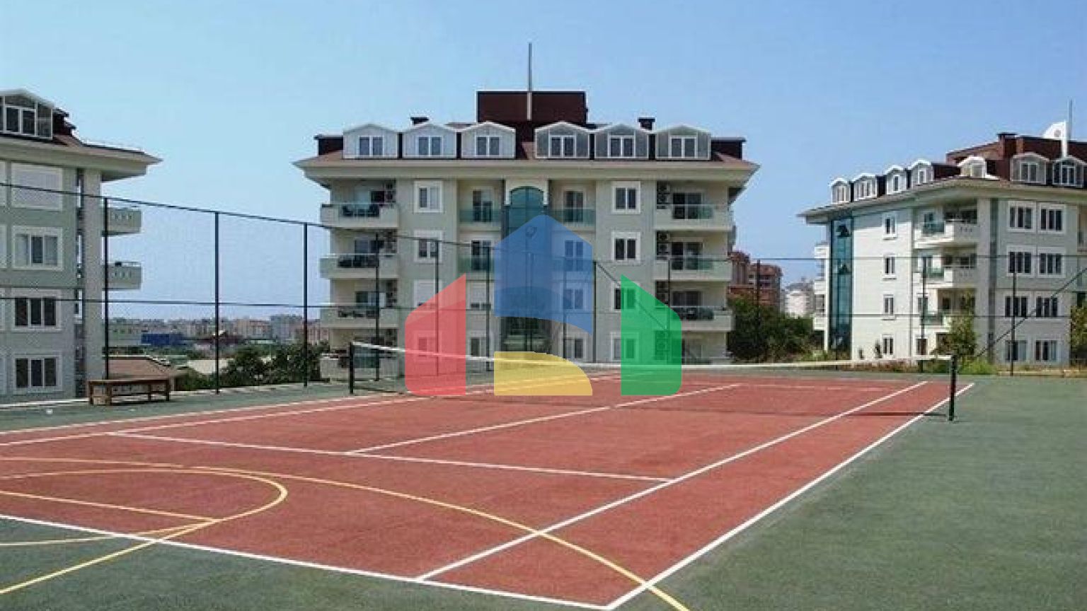 Простора квартира 3 + 1 в районі Джікджіллі