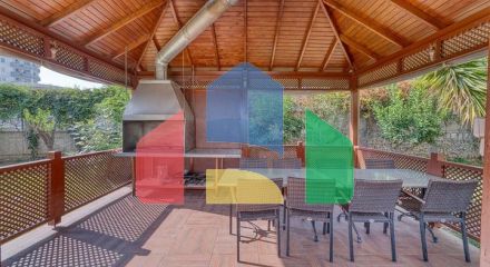 Двокімнатна квартира з гарним видом на інфраструктуру