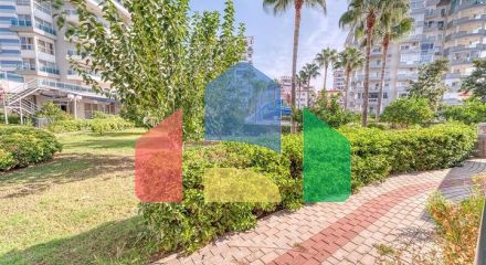 Двокімнатна квартира з гарним видом на інфраструктуру