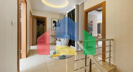 Просторий пентхаус 4+1 у популярному житловому комплексі в районі Джікджіллі