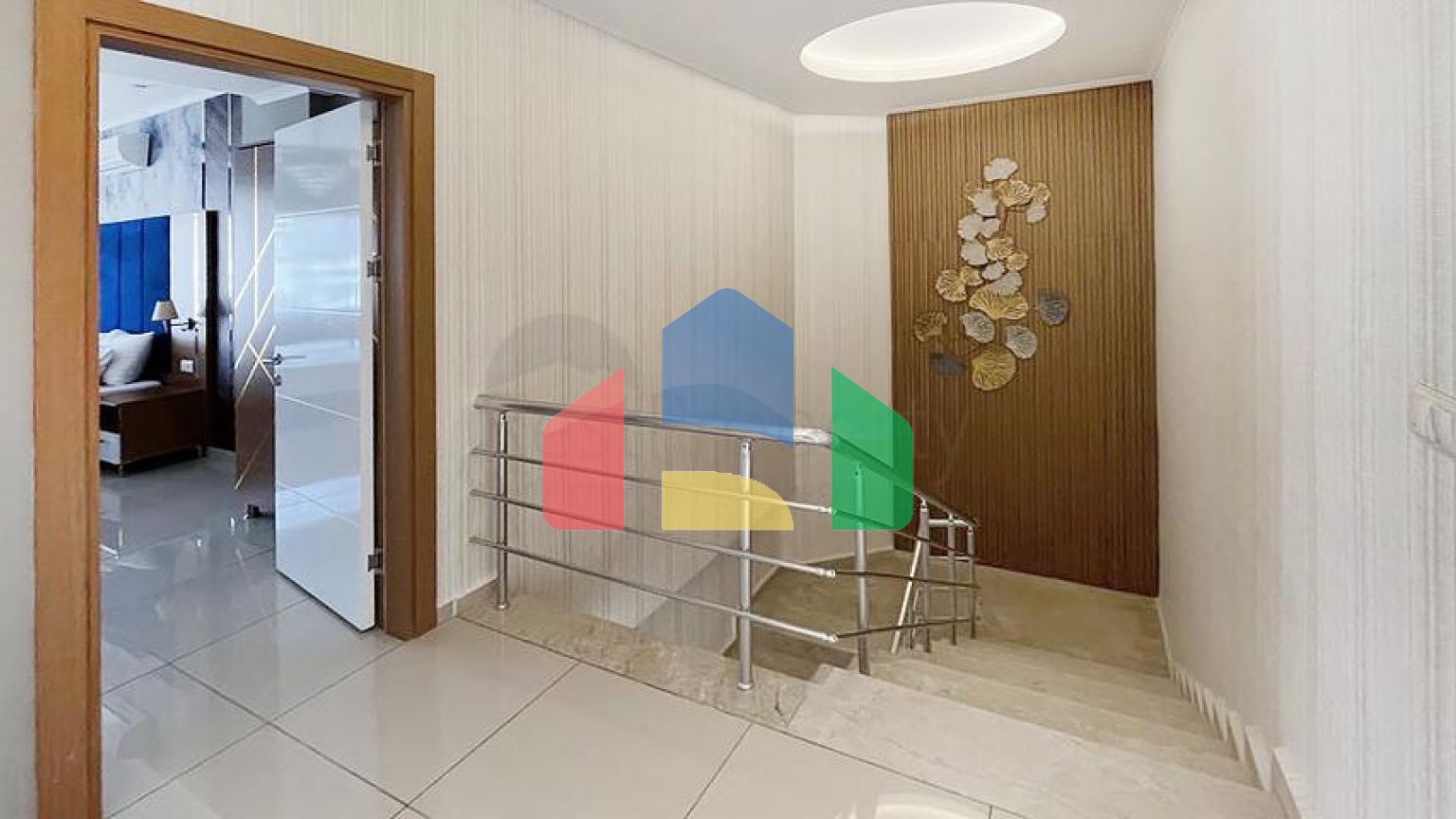 Просторий пентхаус 4+1 у популярному житловому комплексі в районі Джікджіллі