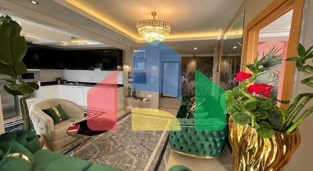 Просторий пентхаус 4+1 у популярному житловому комплексі в районі Джікджіллі