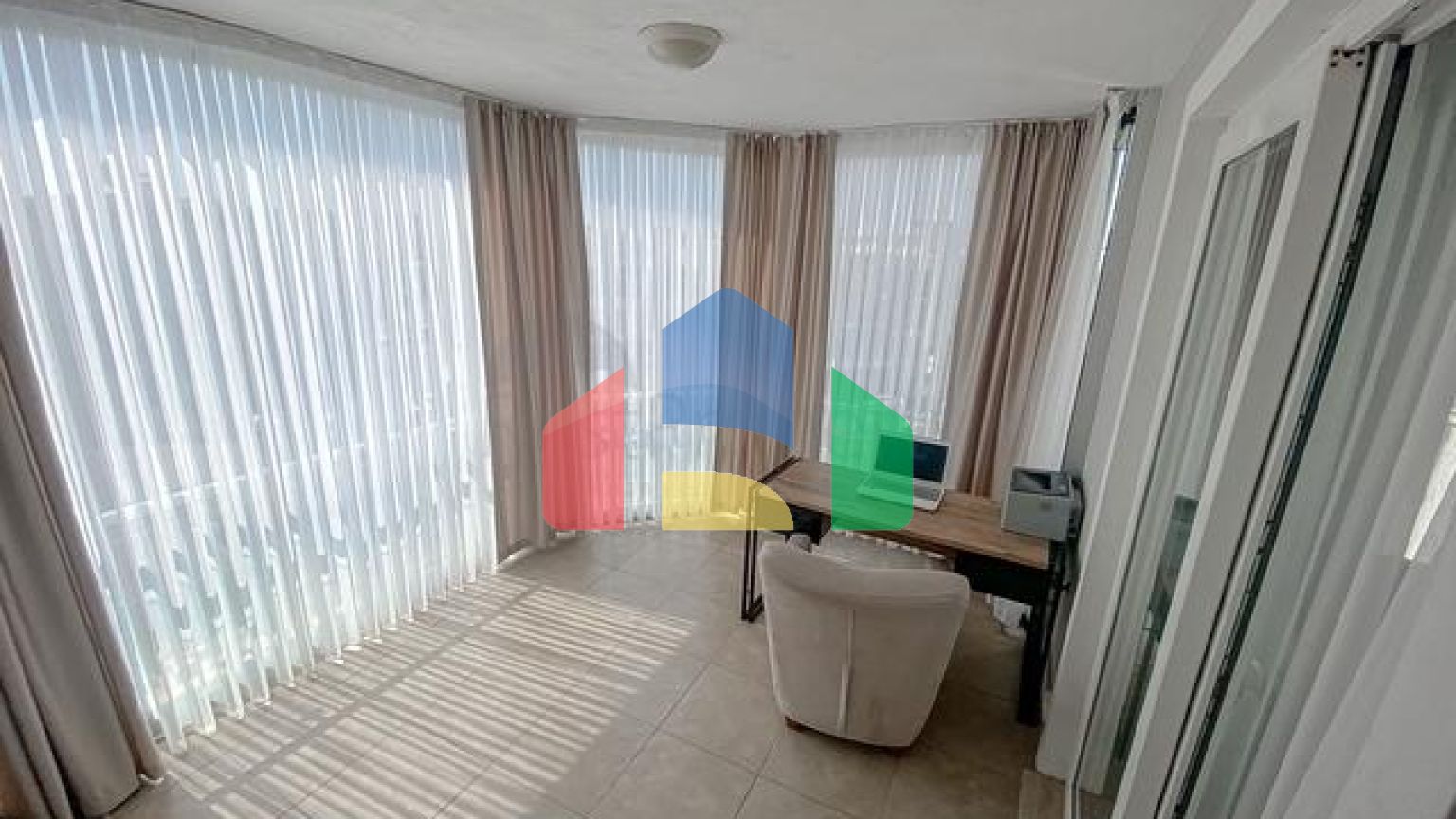 Квартира 2 + 1 у відкритому для ВНЖ районі