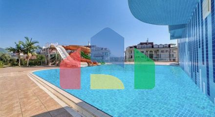 Spacious penthouse with terrace and sea view in a prestigious residential complex