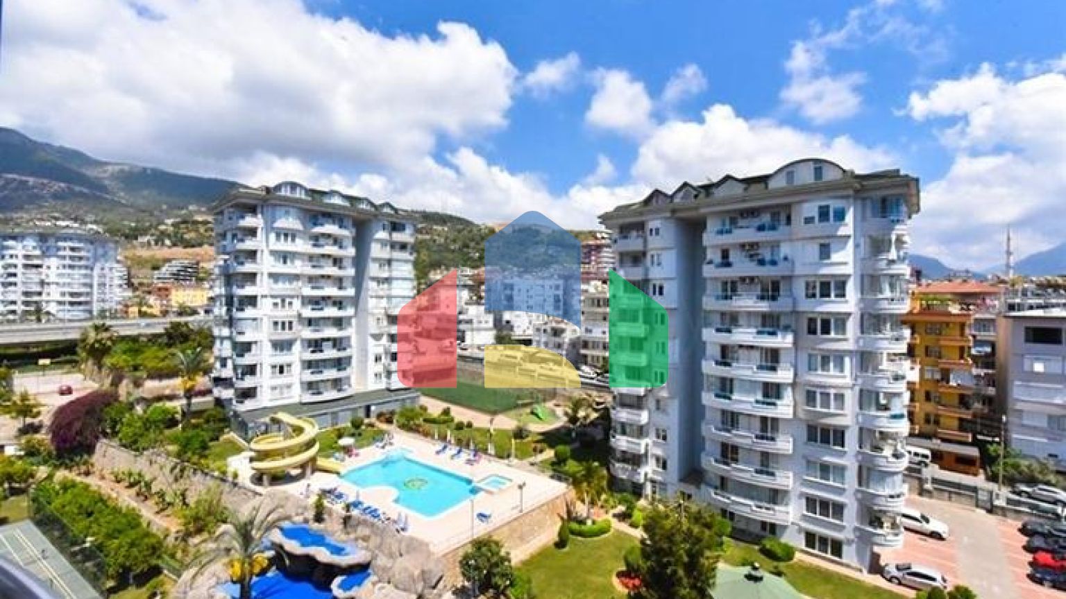 Простора квартира з видом на море і гори в районі Джікджіллі