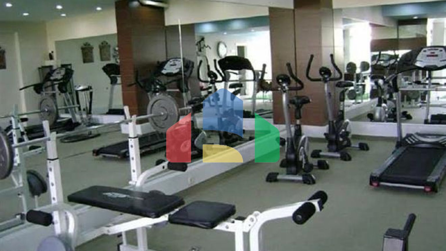 Простора квартира з видом на море і гори в районі Джікджіллі