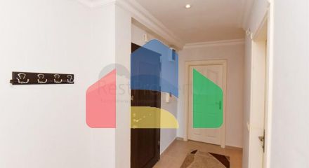 Простора квартира з видом на море і гори в районі Джікджіллі