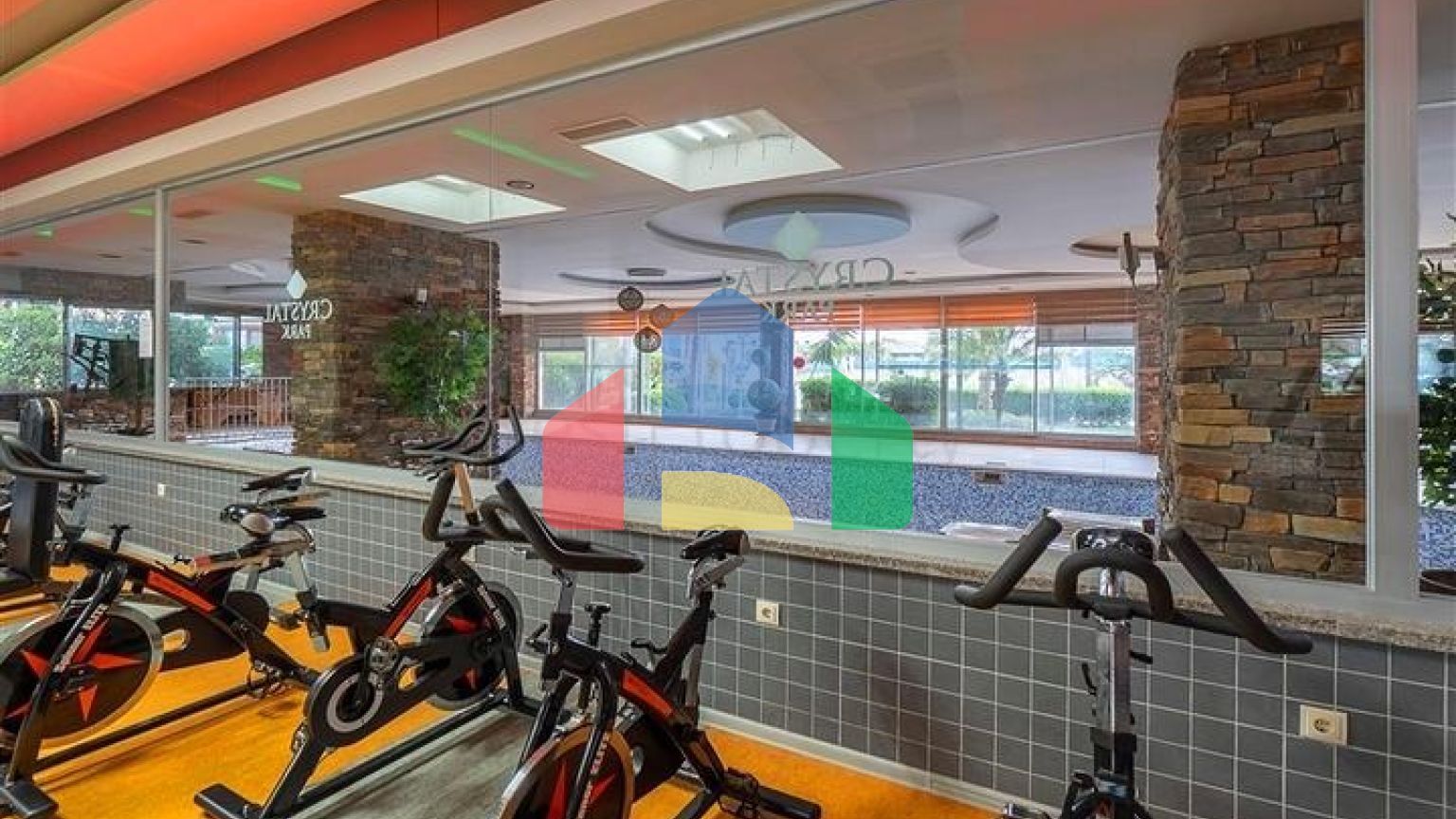 Квартира-студія 0 + 1 в спальному районі Аланії