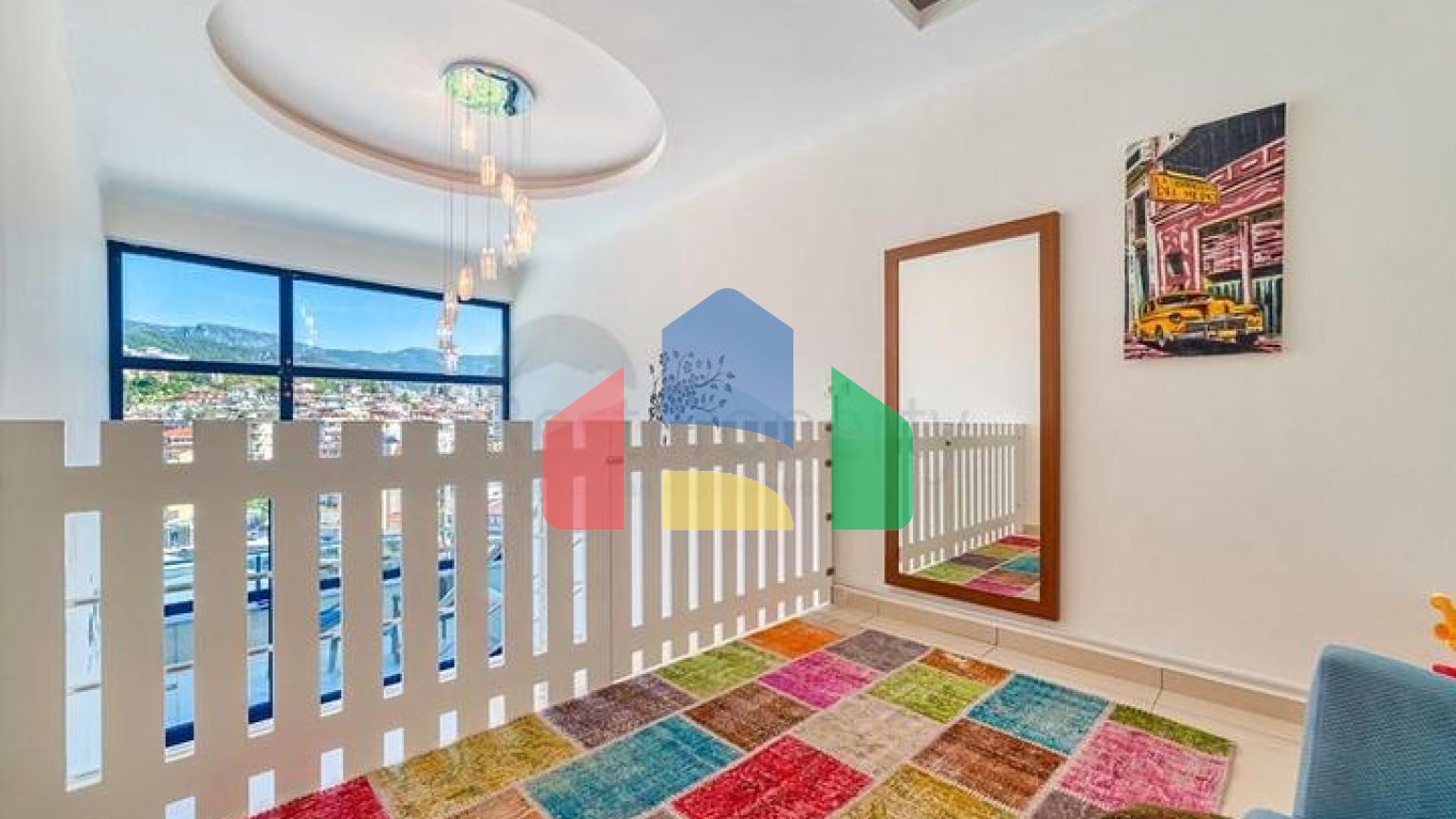 Елегантний пентхаус з видом на море в серці Аланії