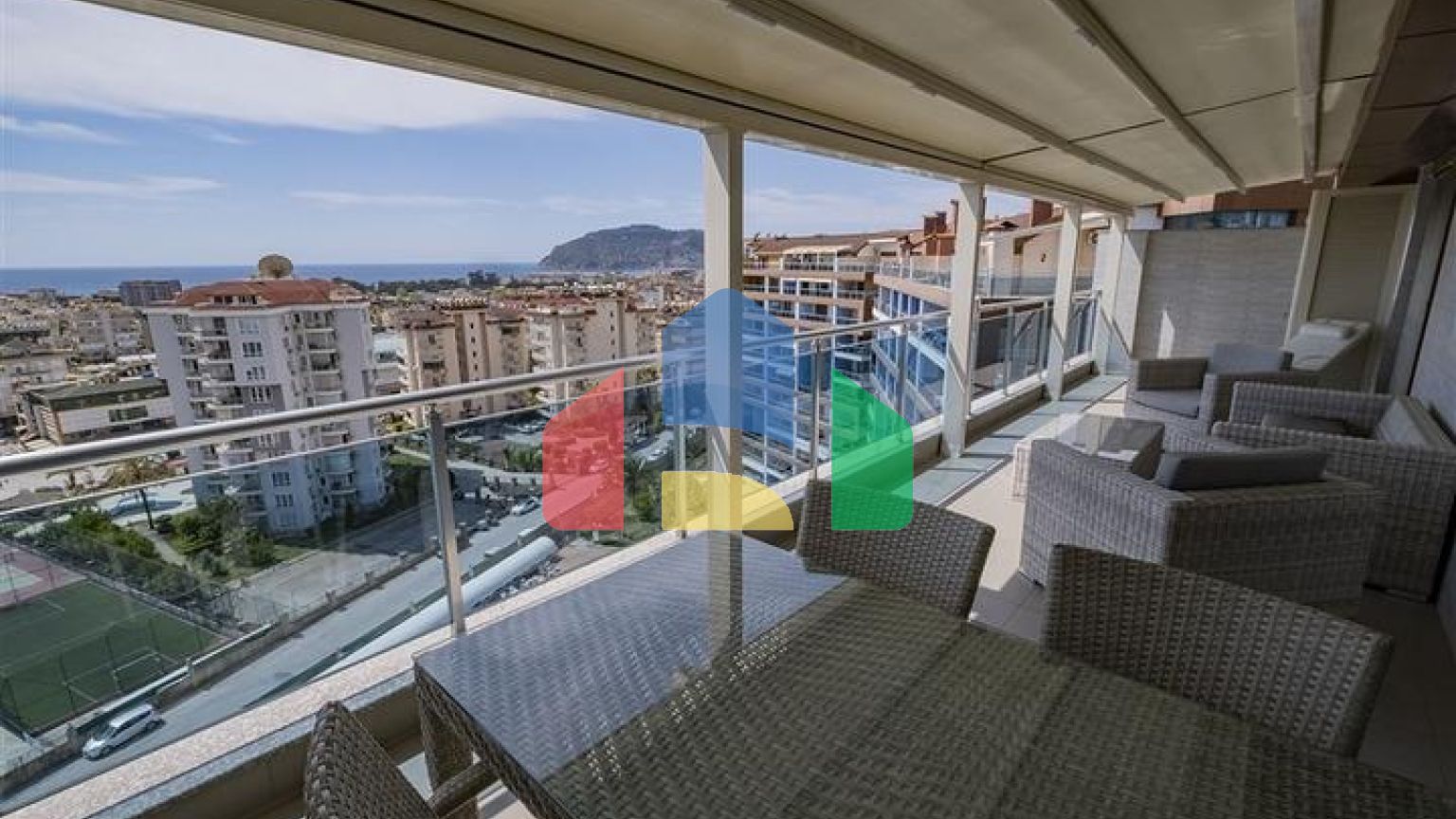 Пентхаус 3 + 1 з видом на море в районі Джікджіллі