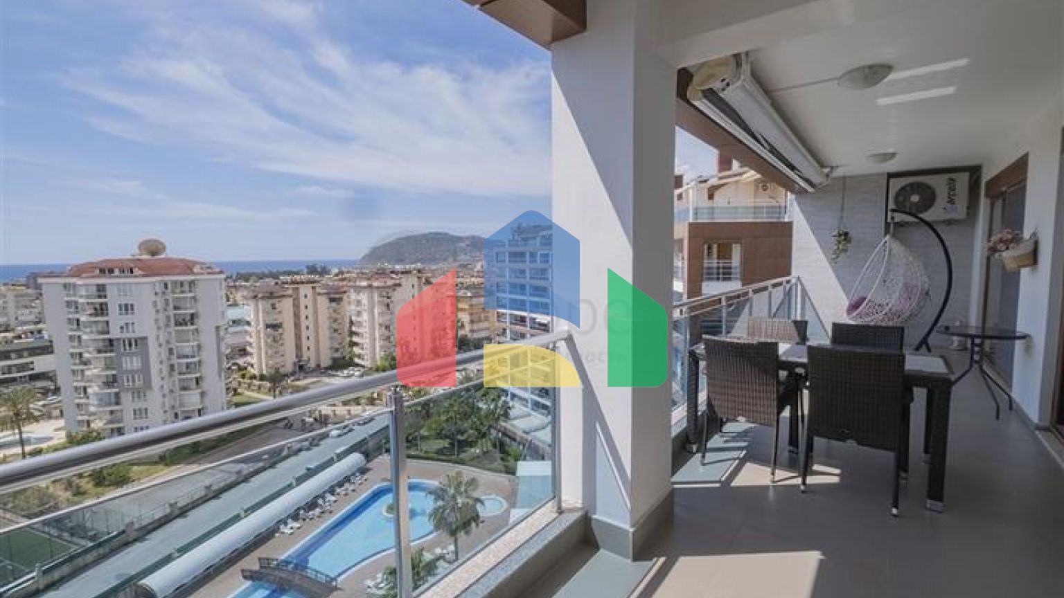 Пентхаус 3 + 1 з видом на море в районі Джікджіллі