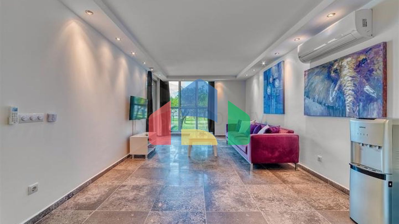 Просторные апартаменты 3+1 в районе Джикджилли