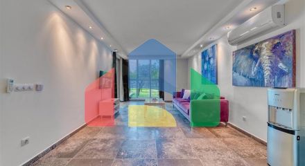 Просторные апартаменты 3+1 в районе Джикджилли