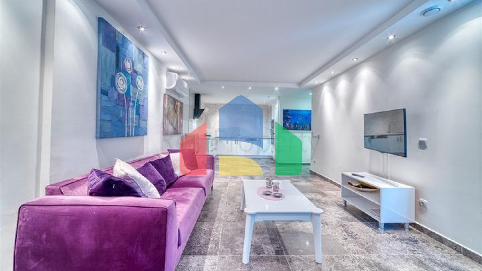 Просторные апартаменты 3+1 в районе Джикджилли