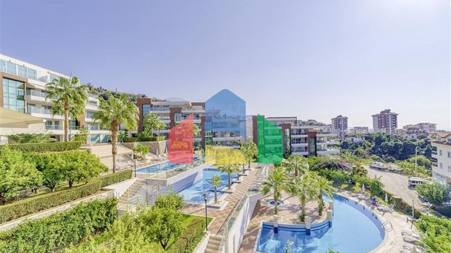 Просторные апартаменты 3+1 в районе Джикджилли