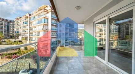 Large 4+1 penthouse from the owner in the Cikcilli area