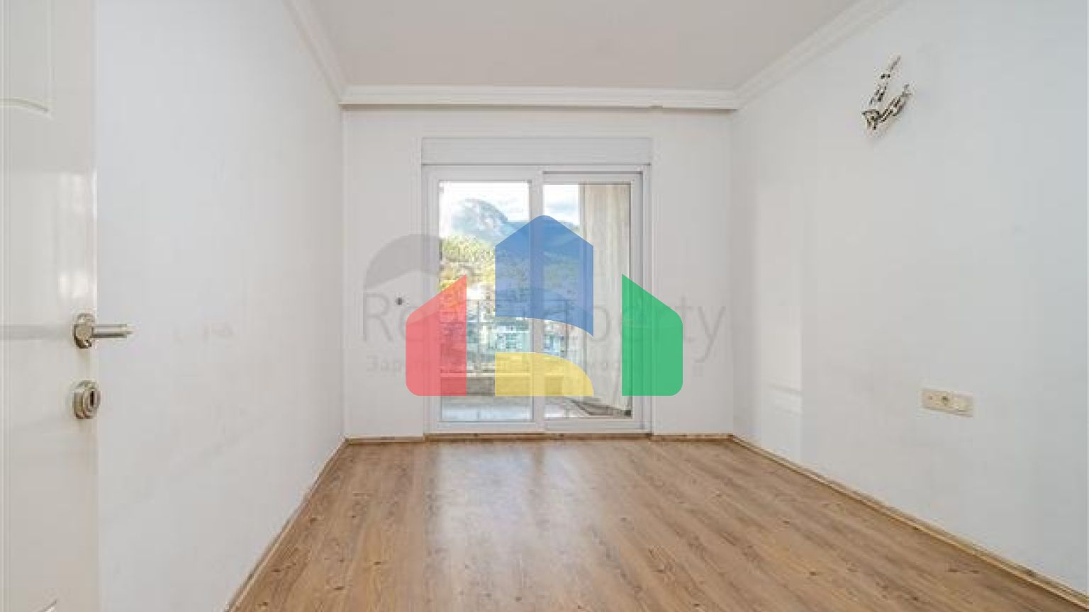 Большой пентхаус от собственника планировкой 4+1 в районе Джикджилли