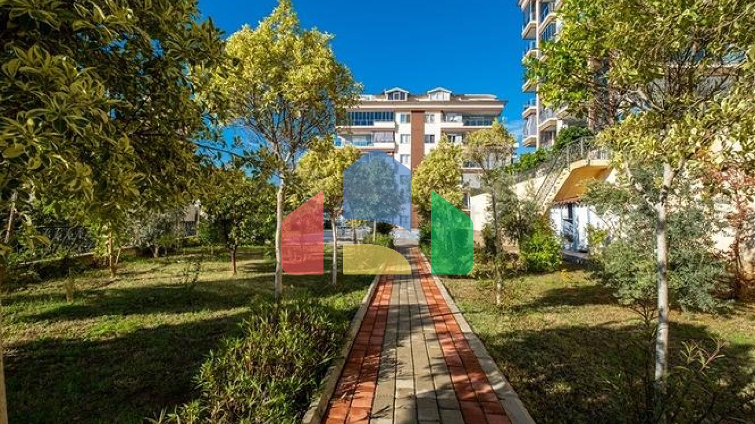 Большой пентхаус от собственника планировкой 4+1 в районе Джикджилли