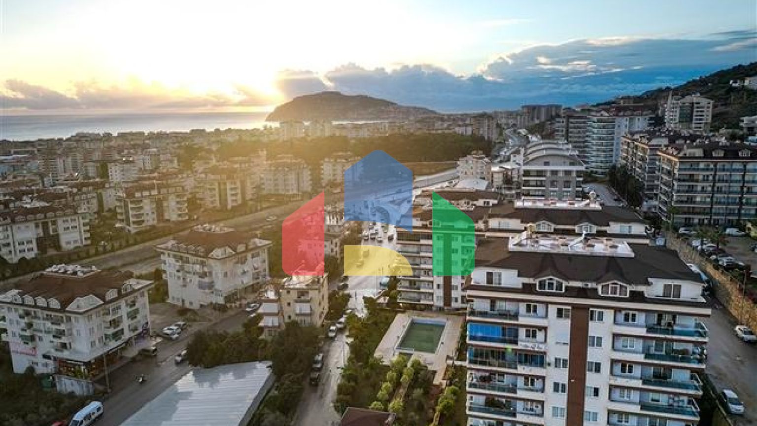 Большой пентхаус от собственника планировкой 4+1 в районе Джикджилли