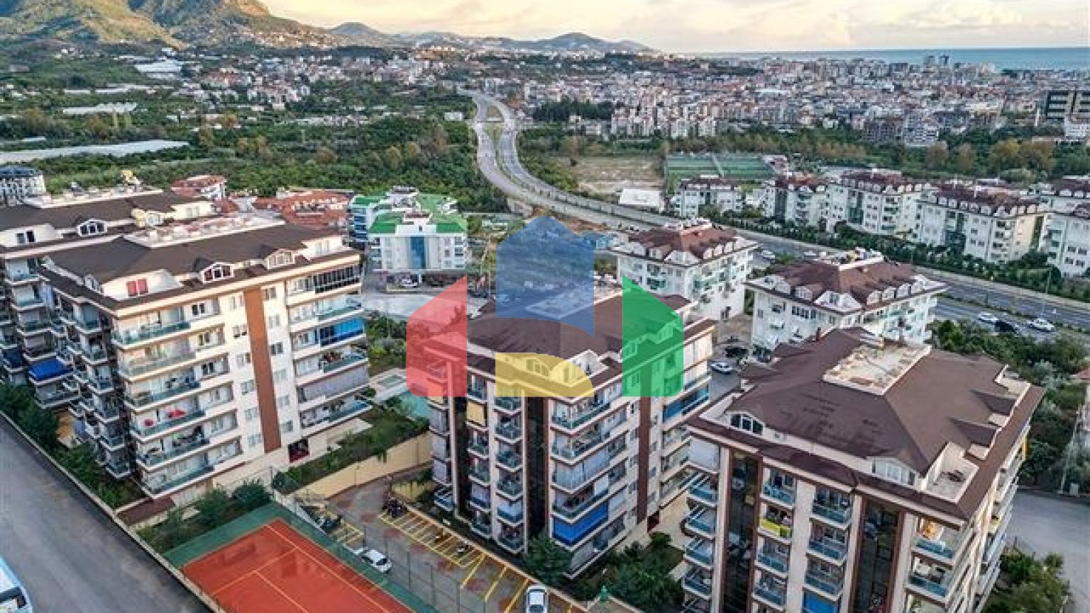 Большой пентхаус от собственника планировкой 4+1 в районе Джикджилли