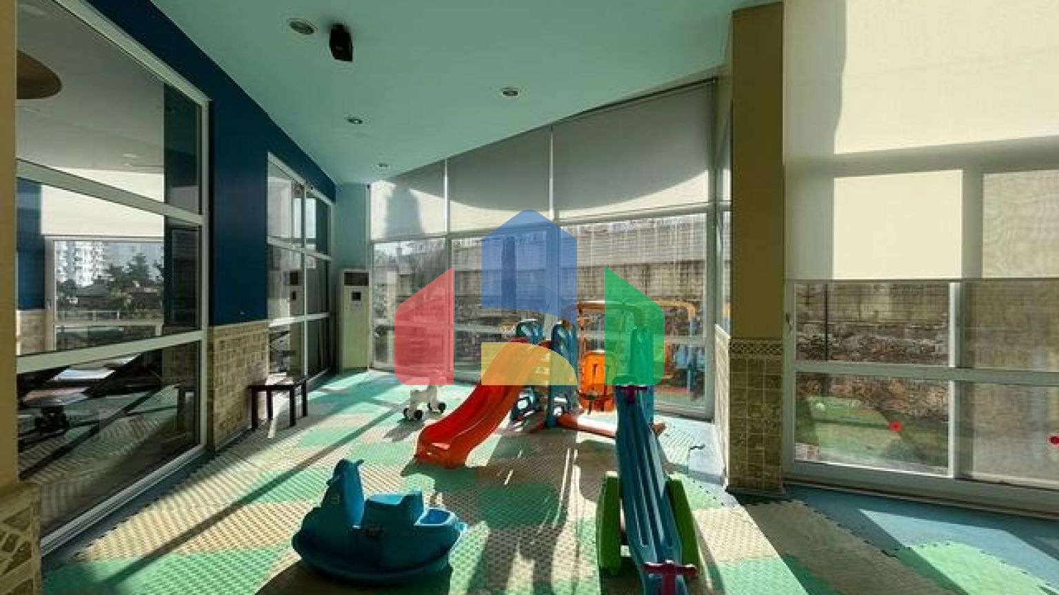 Простора квартира 2 + 1 в районі Джікджіллі