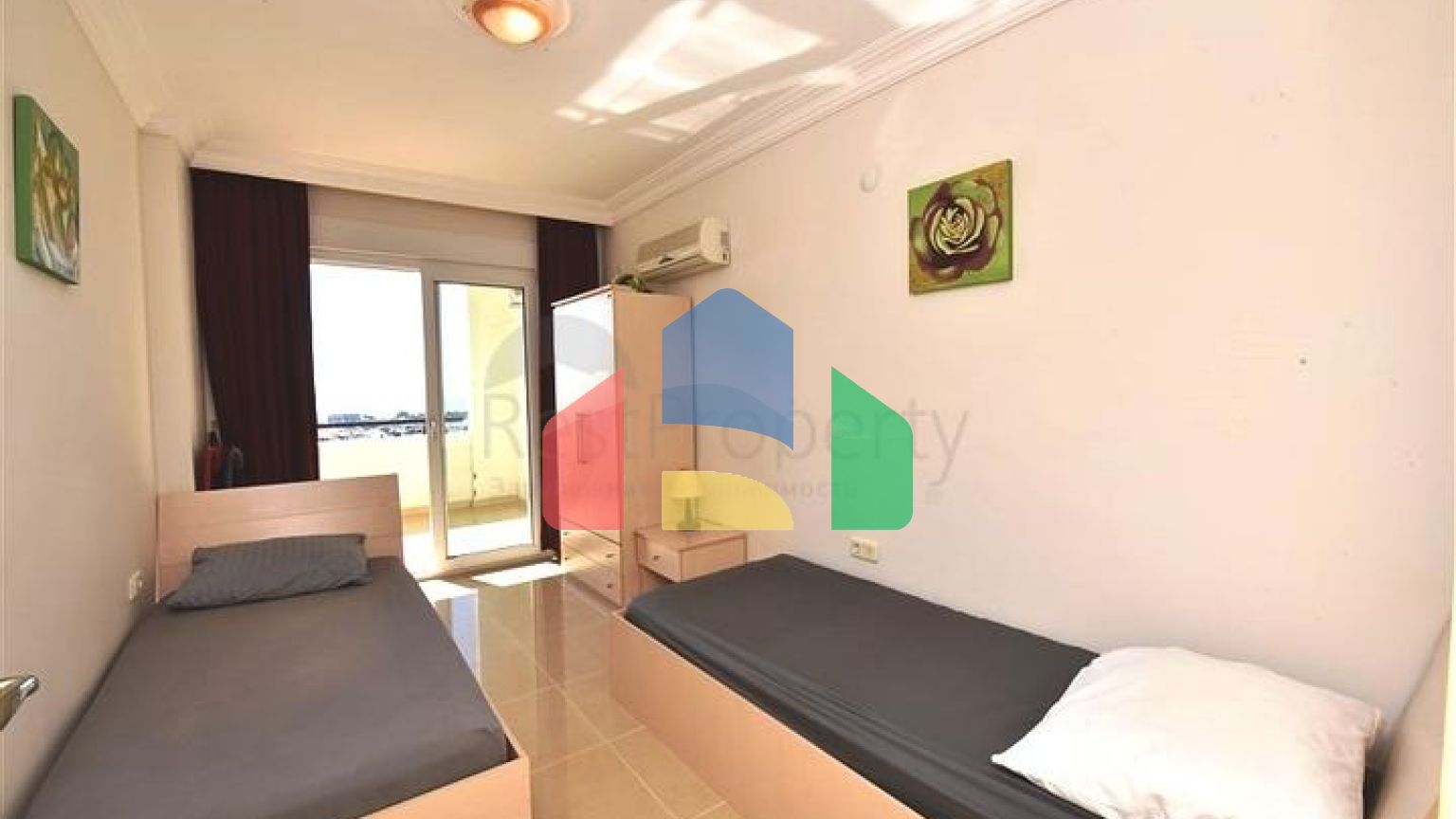 Простора квартира 2 + 1 в районі Джікджіллі