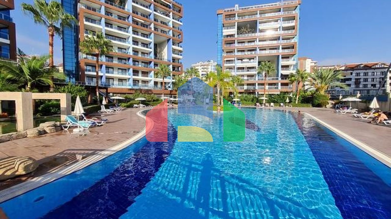 Простора квартира 3+1 в Джікджіллі