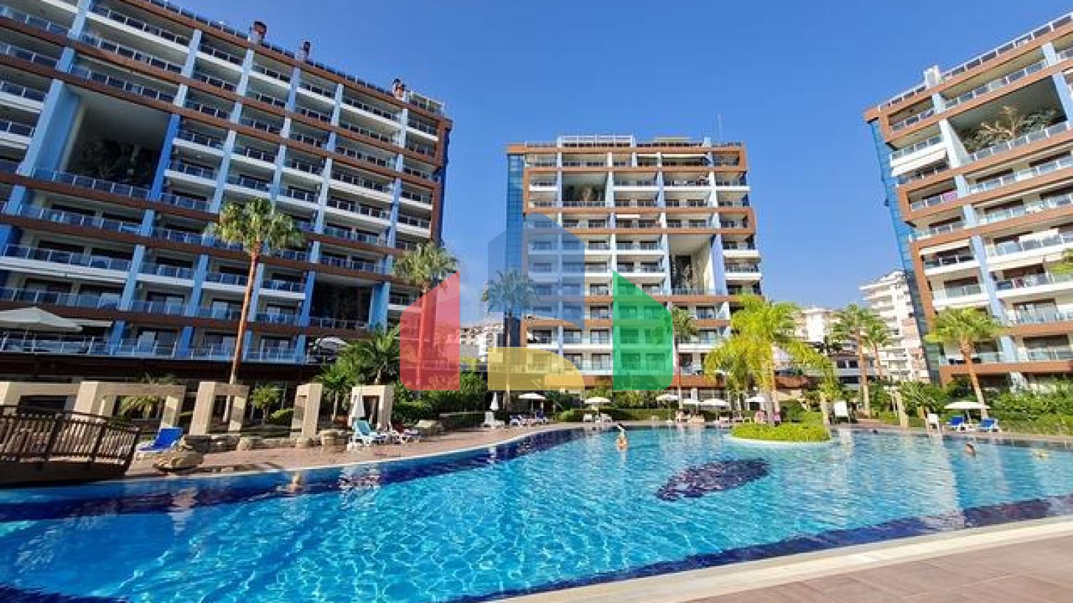 Простора квартира 3+1 в Джікджіллі