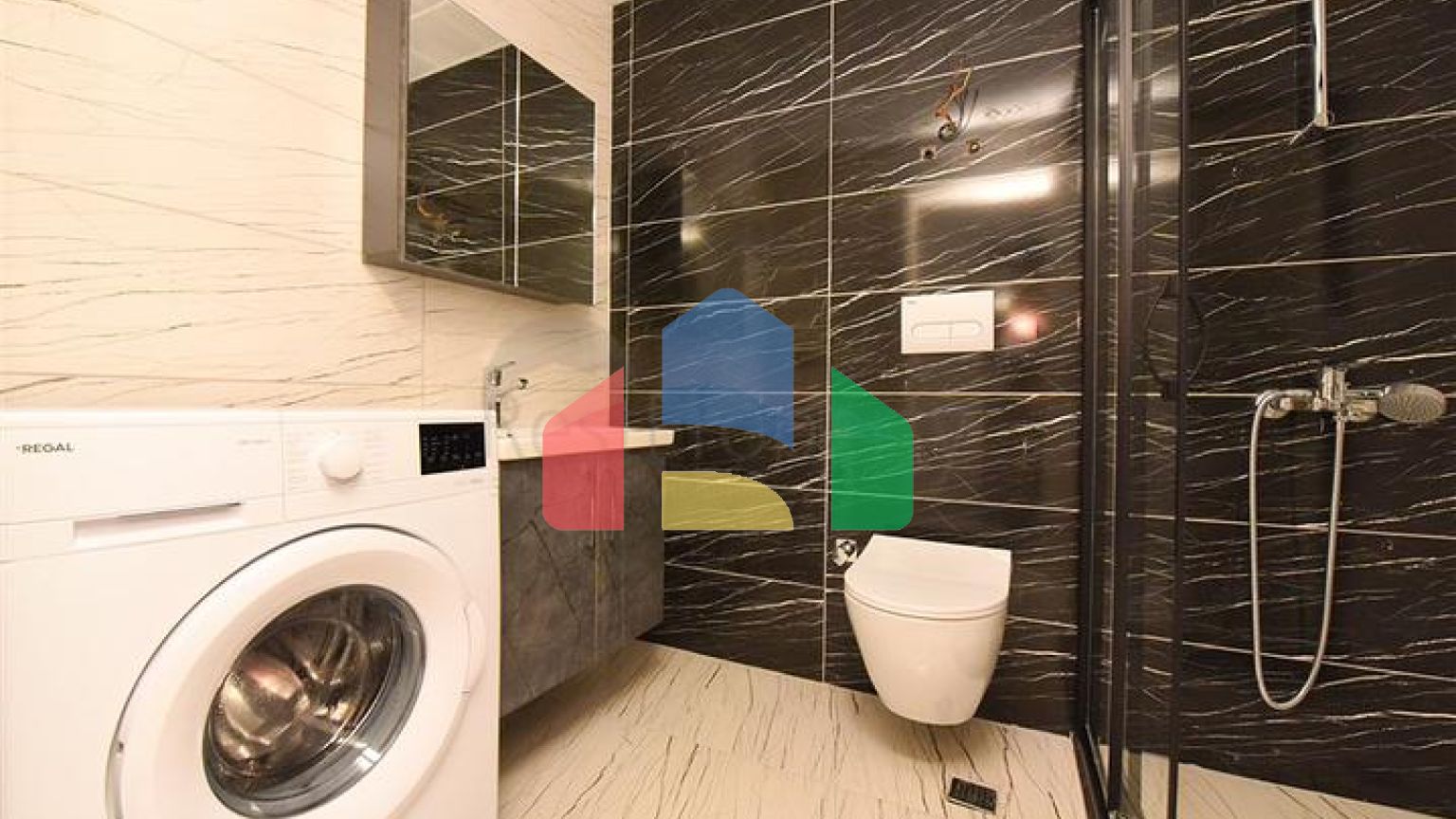 Просторий пентхаус 4+1 в Джікджіллі