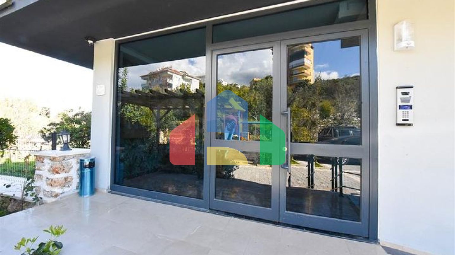 Просторий пентхаус 4+1 в Джікджіллі