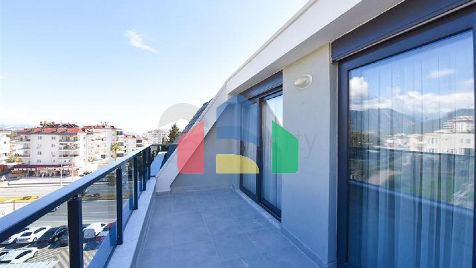 Просторий пентхаус 4+1 в Джікджіллі