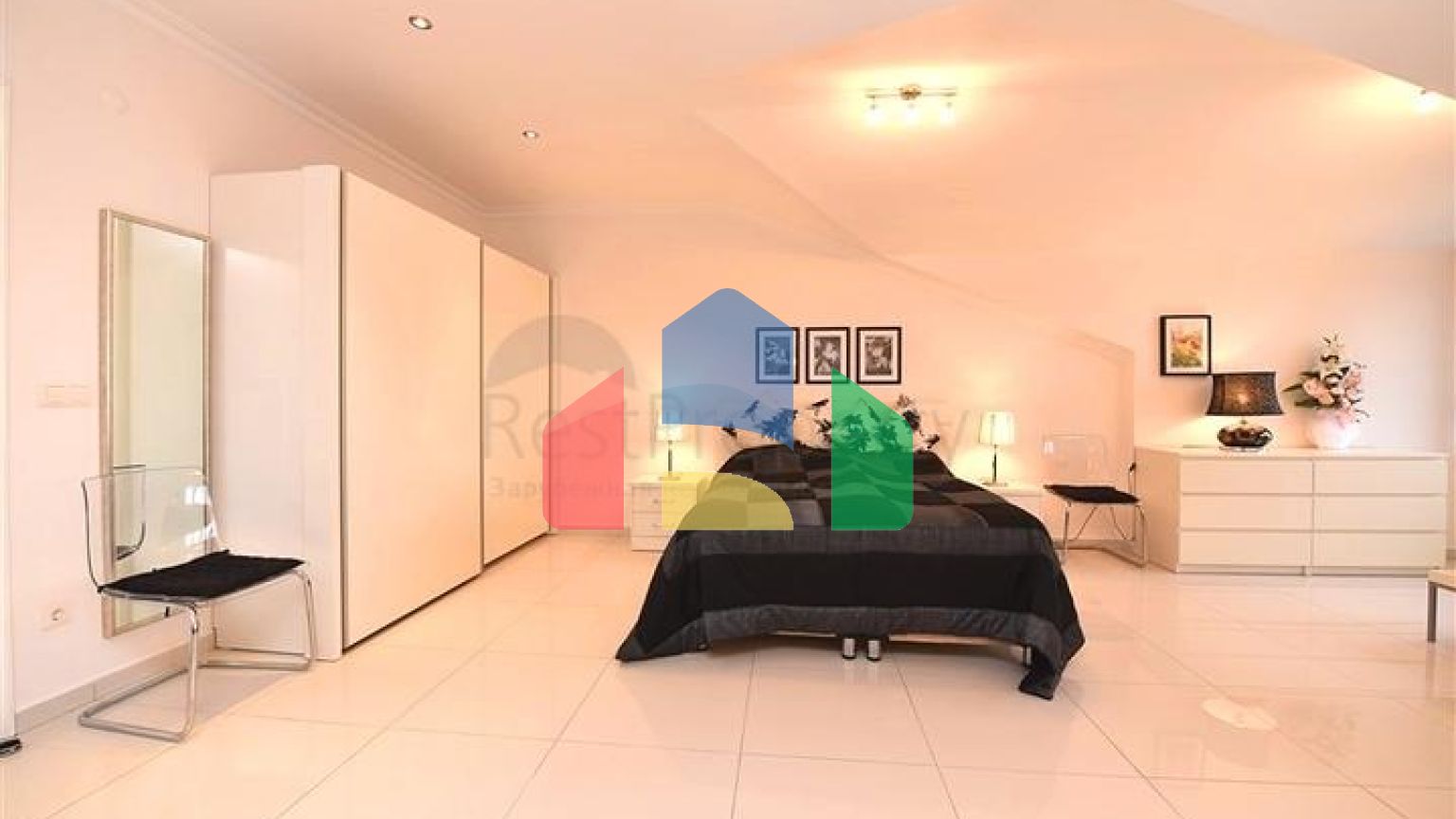 Квартира 7 + 1 з окремою кухнею в районі Джікджілі