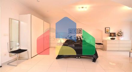 Квартира 7 + 1 з окремою кухнею в районі Джікджілі Квартира 7 + 1 з окремою кухнею в районі Джікджілі