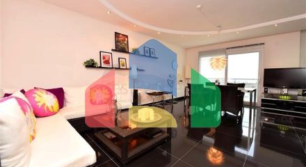 Квартира 7 + 1 з окремою кухнею в районі Джікджілі Квартира 7 + 1 з окремою кухнею в районі Джікджілі