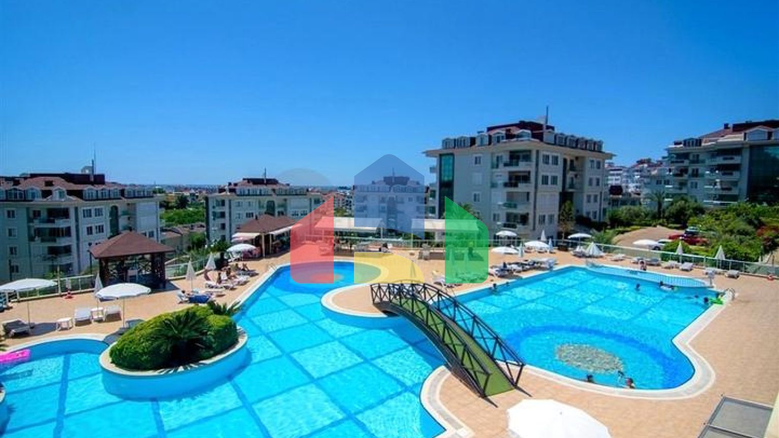 Квартира 7 + 1 з окремою кухнею в районі Джікджілі