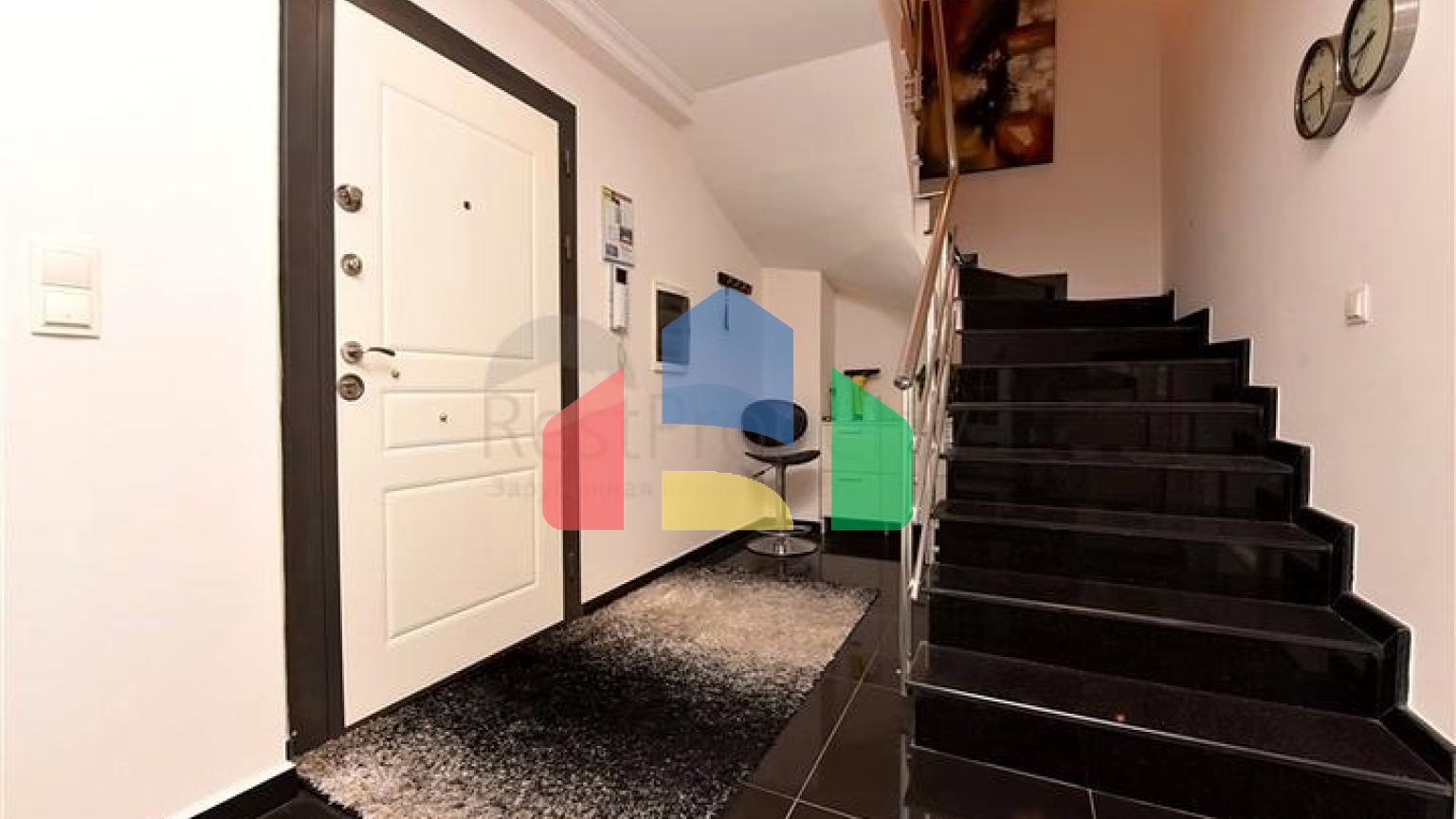 Квартира 7 + 1 з окремою кухнею в районі Джікджілі