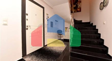 Квартира 7 + 1 з окремою кухнею в районі Джікджілі Квартира 7 + 1 з окремою кухнею в районі Джікджілі