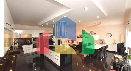 Квартира 7 + 1 з окремою кухнею в районі Джікджілі Квартира 7 + 1 з окремою кухнею в районі Джікджілі