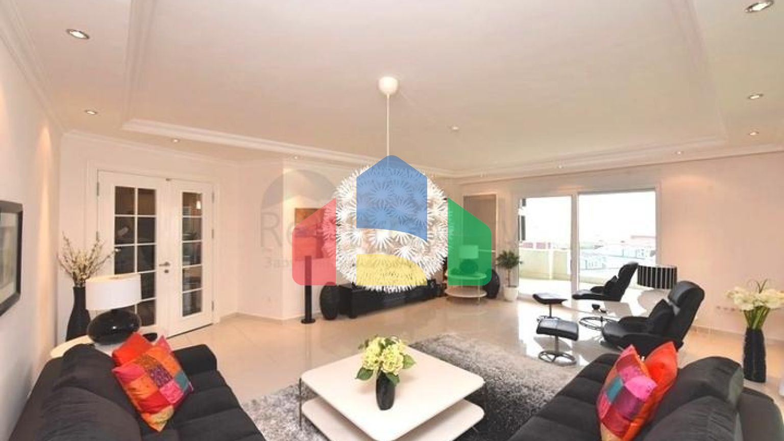 Квартира 7 + 1 з окремою кухнею в районі Джікджілі