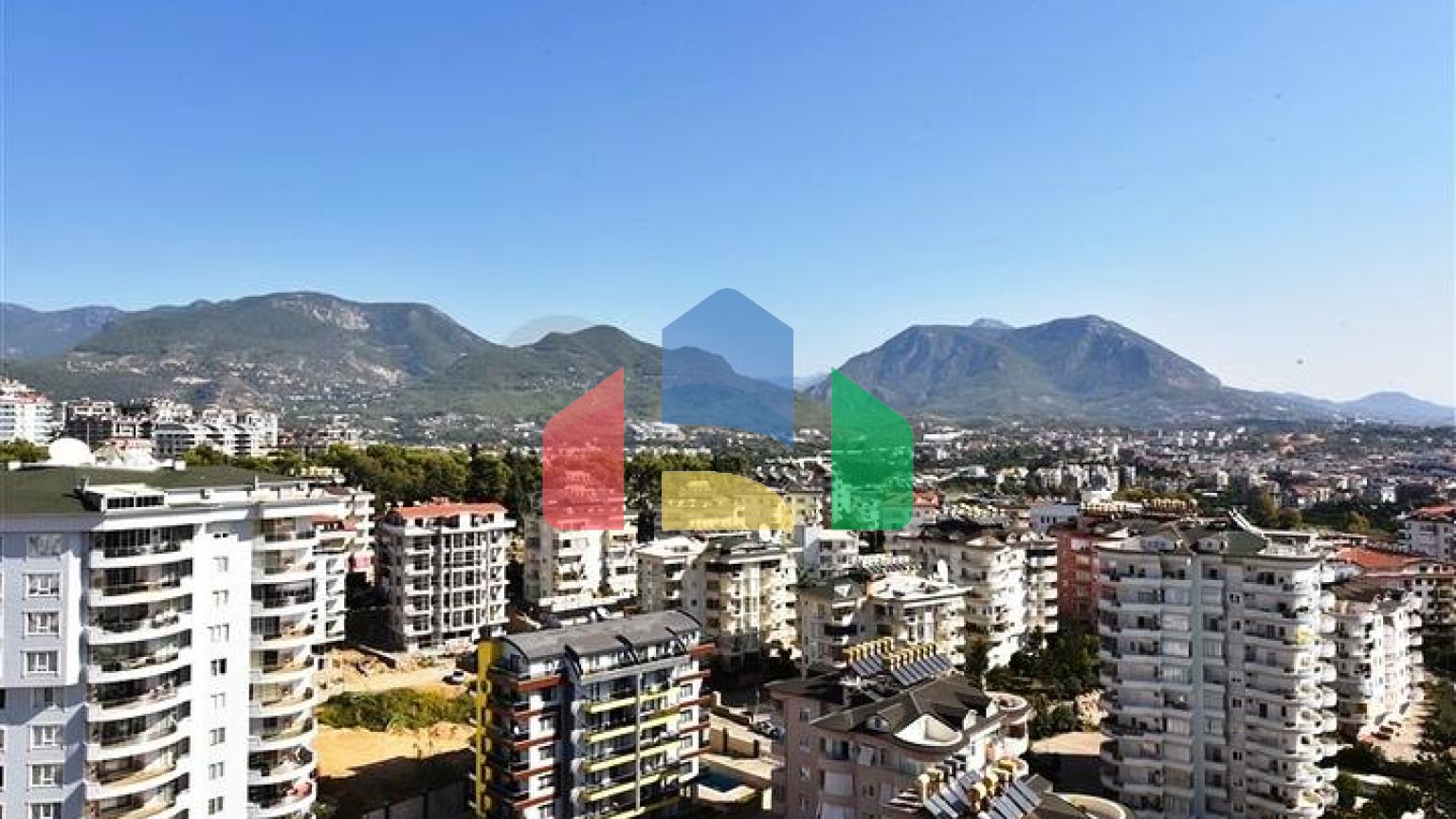 Пентхаус 4 + 1 з відкритим видом на море і аланійську фортецю