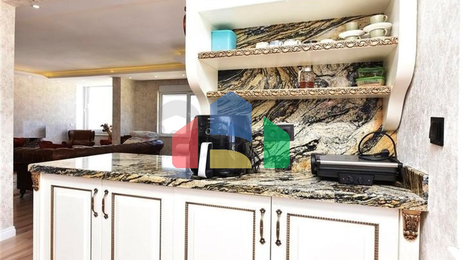 Пентхаус 4 + 1 з відкритим видом на море і аланійську фортецю