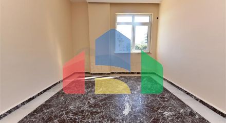 Квартири і торгове приміщення в районі Джікджіллі