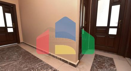 Квартири і торгове приміщення в районі Джікджіллі