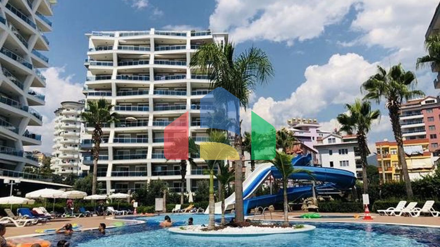 Шикарна квартира 2 + 1 в районі Джікджіллі