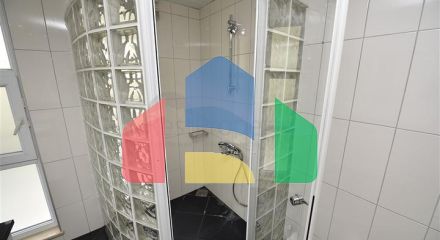 Розкішна вілла з видом на Середземне море