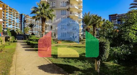 Квартира с просторной планировкой и качественной отделкой в районе Джикджилли