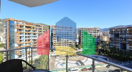 Квартира с просторной планировкой и качественной отделкой в районе Джикджилли